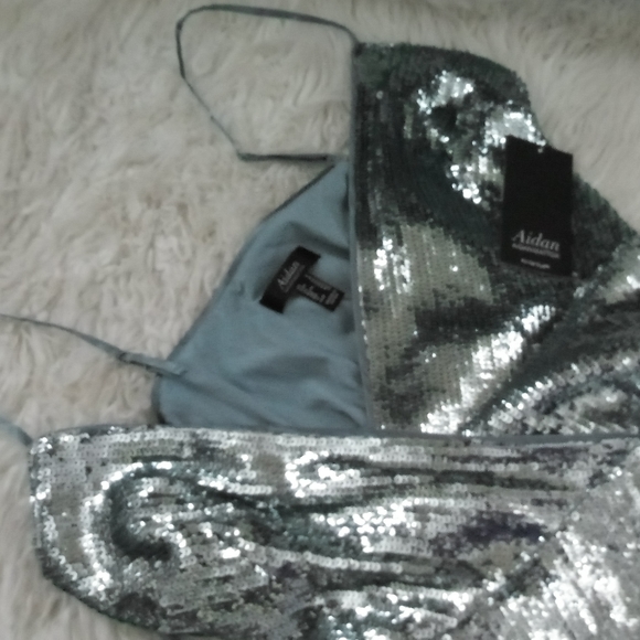 Aidan by Aidan Mattox Sequined Wrap Dress Size 0 - Picture 7 of 10
